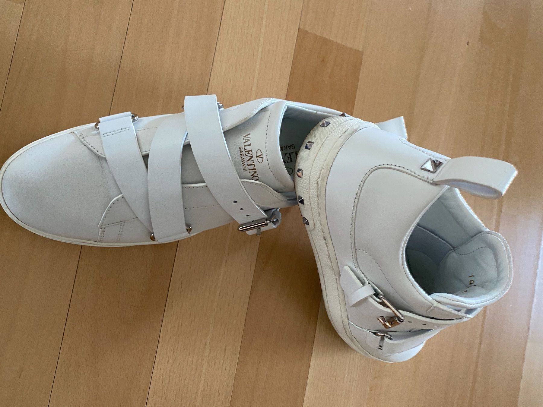 Scarpe da donna: Valentino sneaker gr.37,5 – Usato da Novazzano venduto da ige_cwq5 1