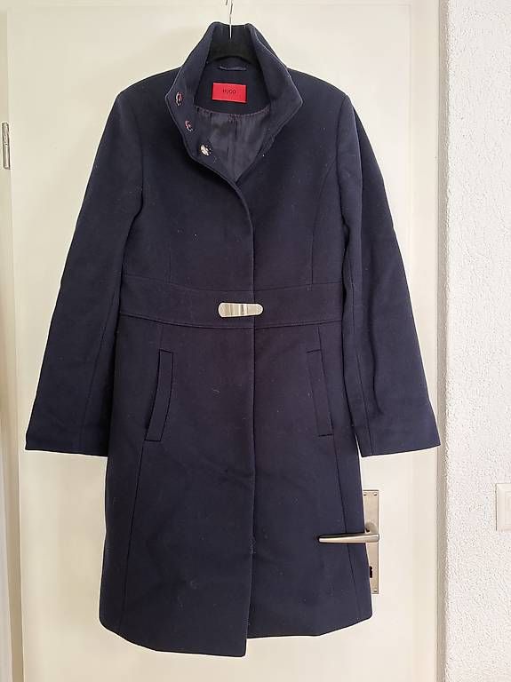 Cappotti: Blauer Hugo Boss Mantel – Usato da Schliern b. Köniz venduto da tezi