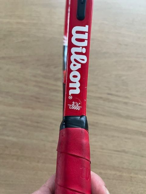 Wilson Racchette: Kinder Tennischläger - Wilson Roger Federer 21' – Usato da Sempach venduto da Andga1 1