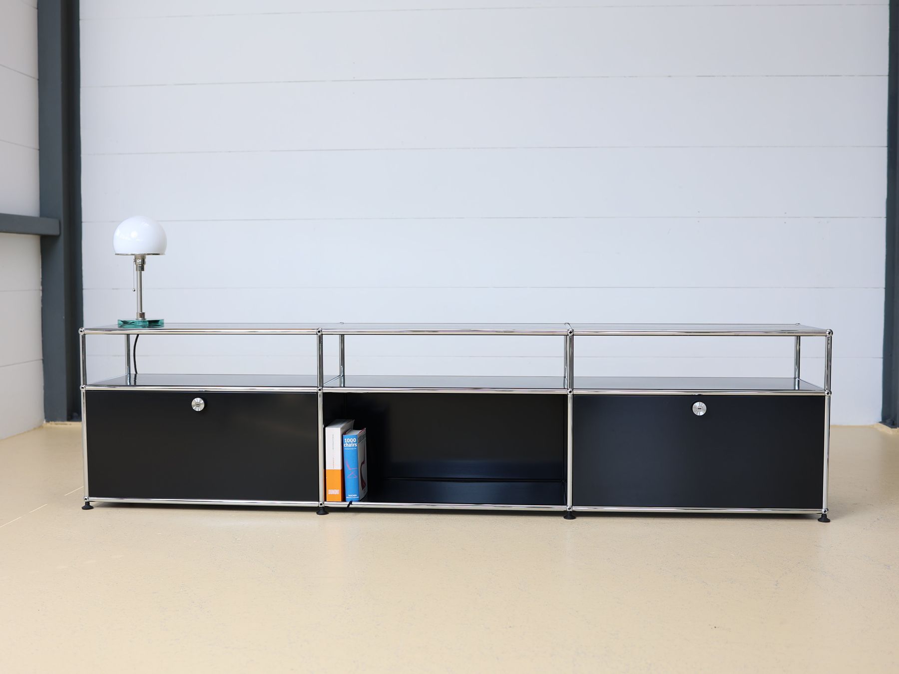 USM Commodes: USM Haller Lowboard | Graphitschwarz | Neuwertig – D'occasion à Meinisberg par atelier_TILIJA 3
