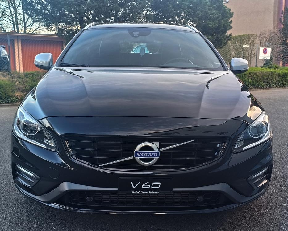 Volvo V60 R Design