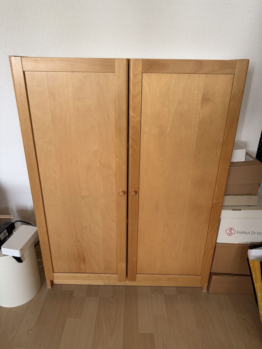 Armoires: Holzmöbel  – D'occasion à Aarau par Maeschi4