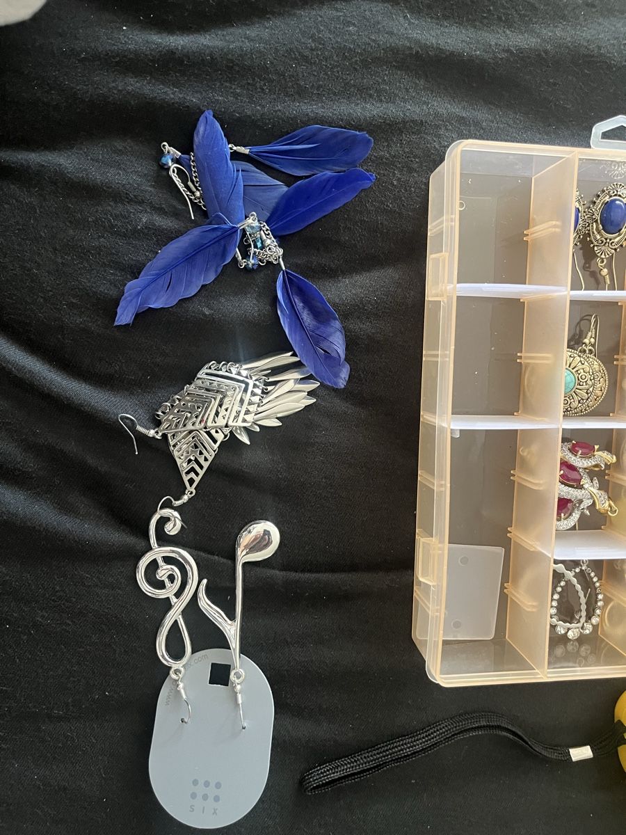 Sonstiger Schmuck: Schmuckbox mit diversen Schmuckstücken – Neu (gemäss Beschreibung) aus Olten von sae_82z2 4