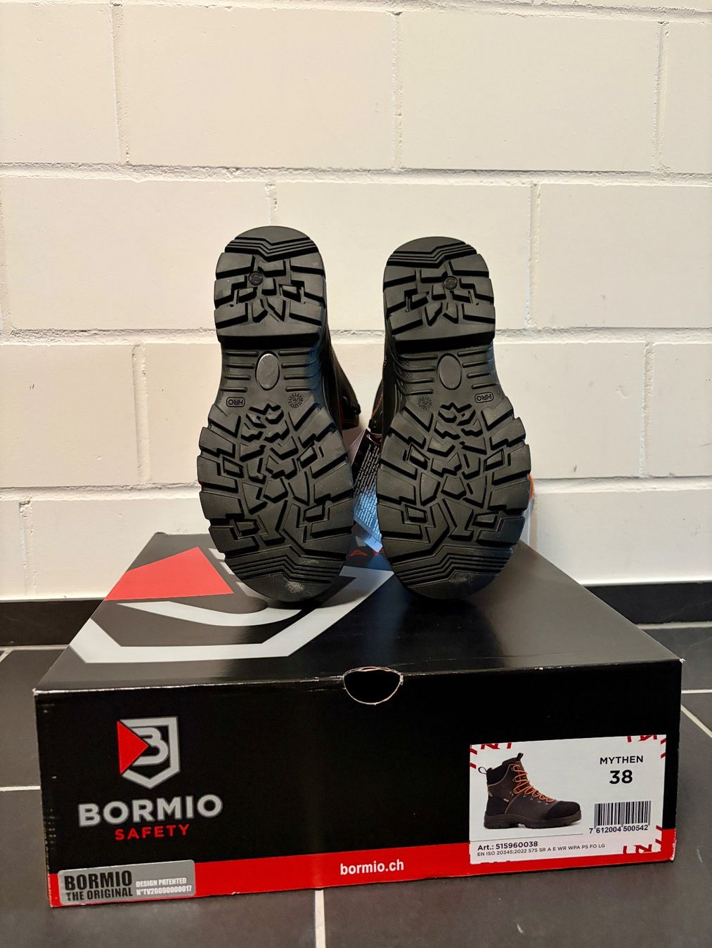 Chaussures hommes: Chaussures de sécurité – Neuf avec emballage d'origine à Magglingen/Macolin par pas_tty9 5
