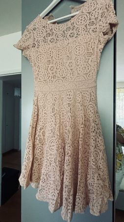 Kleid Yessica Spitze rosé Grösse 36 