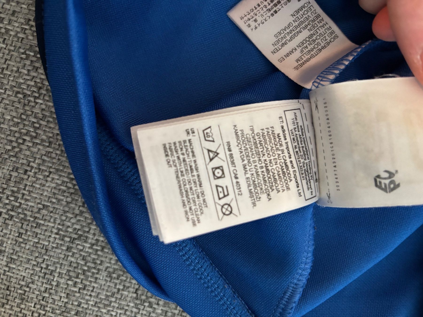 Adidas Canottiere & Pantaloni: Adidas ClimaCool Trainingspulli Gr. M Blau – Usato da Bülach venduto da bjoernbenny 4