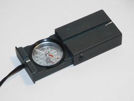 Kompass alter Militärkompass mit Leder - Case