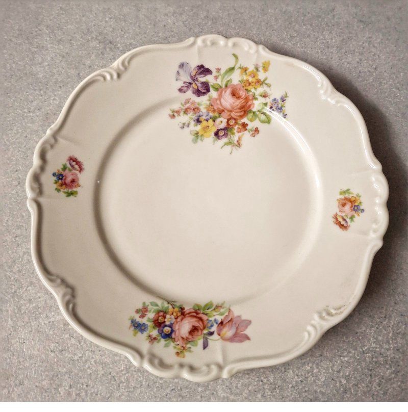 Teller: Tafelteller / Edelstein Bavaria / vintage – Gebraucht aus Weggis von daisyflower