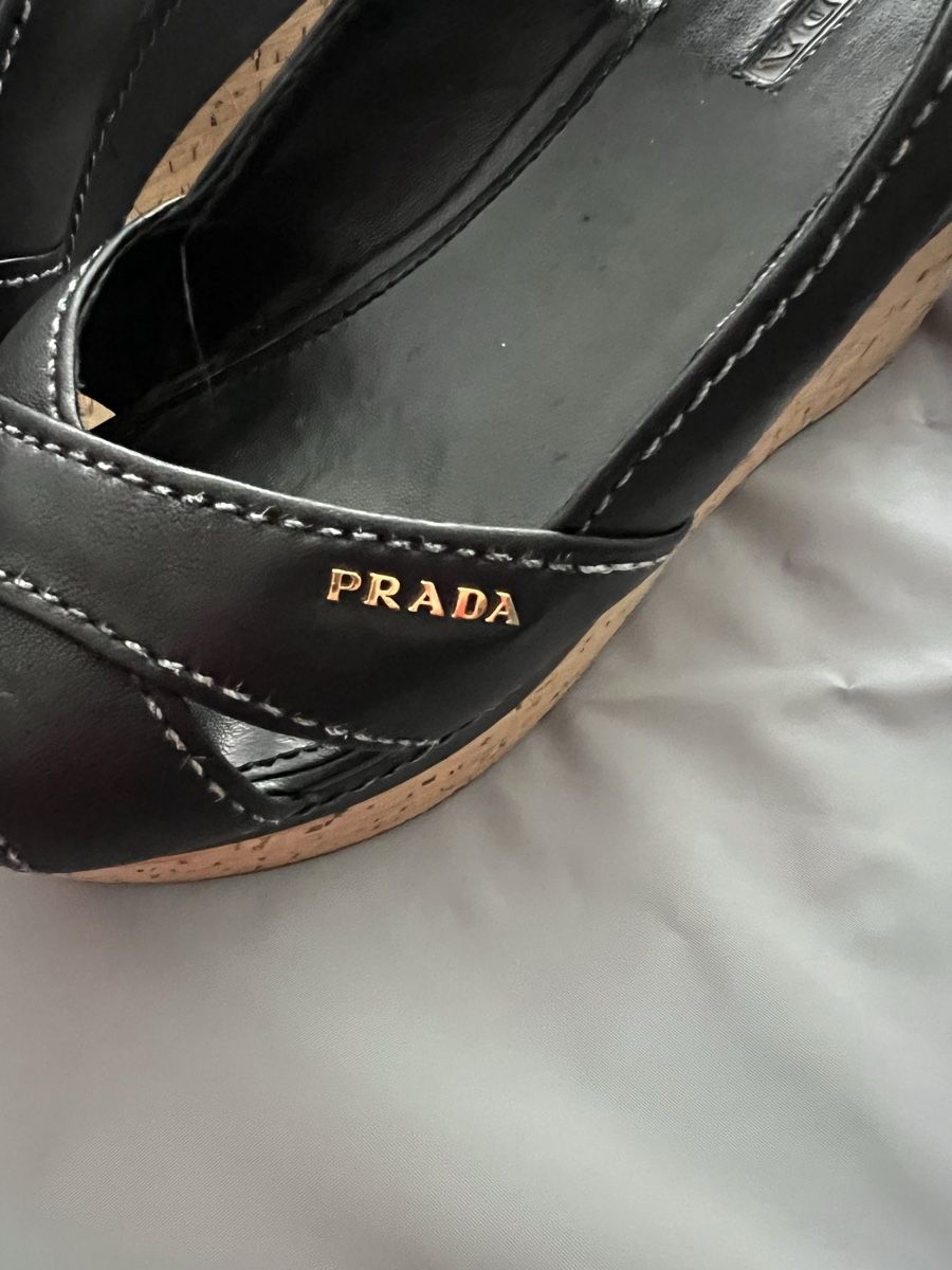 Prada Scarpe da donna: Prada Sandalen 38.5 – Usato da Zürich venduto da Walllstreet 2