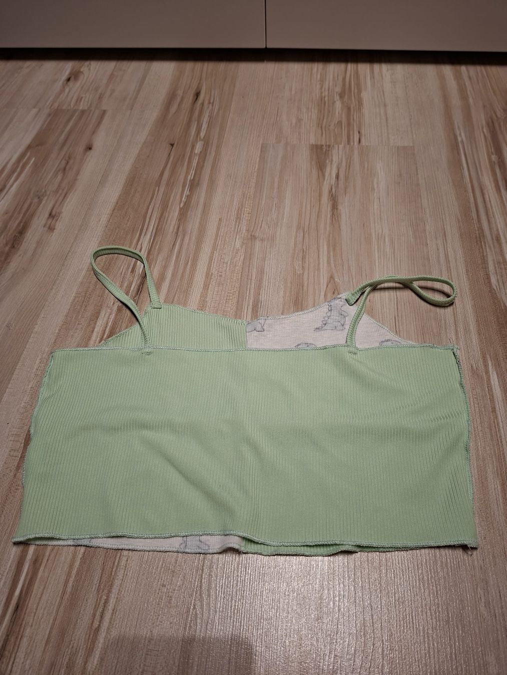Blusen, T-Shirts & Tops: 2x Croptops, Grösse xs. – Neu (gemäss Beschreibung) aus Staufen von jer_h65b 2