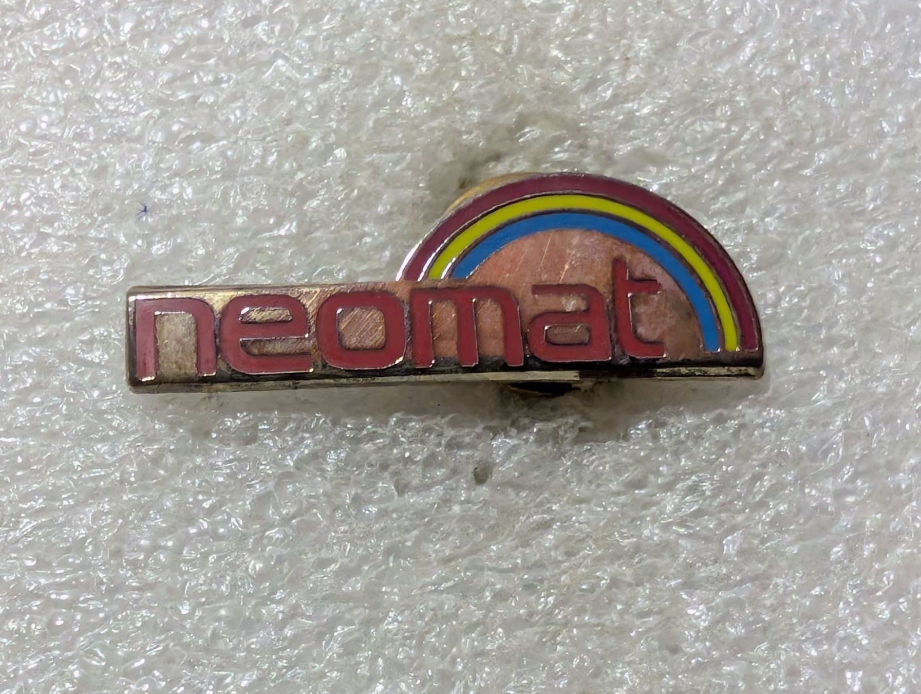 Placchette & Badge: Ansteckpin 107: neomat – Usato da Oppligen venduto da Pin-Fall-Shop