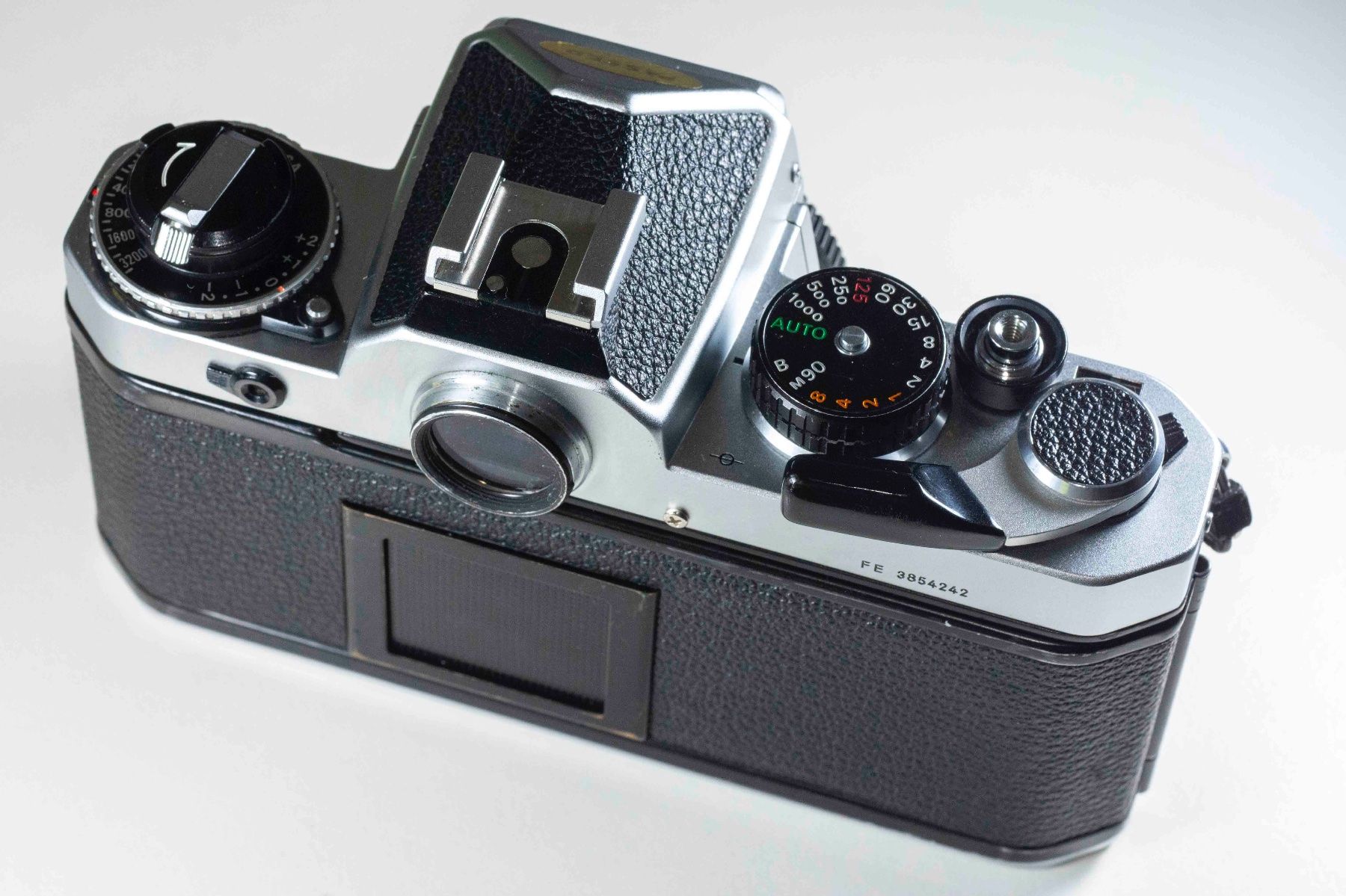Nikon Kamera: Nikon FE - revidiert – Gebraucht aus Schwerzenbach von floridan 3