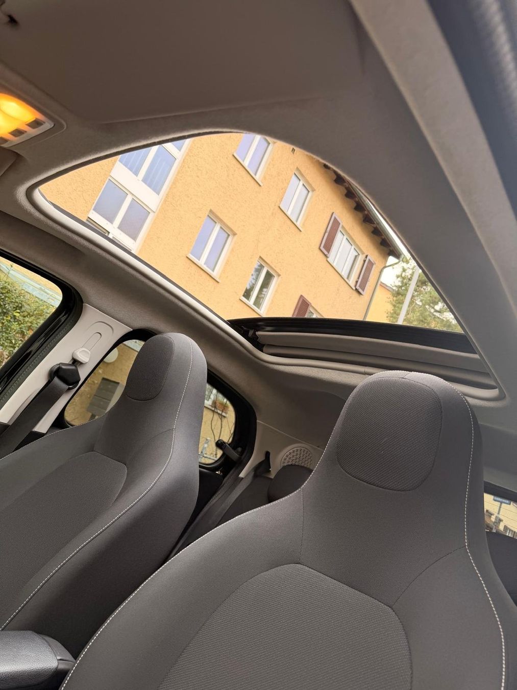 Smart Automobili: Smart EQ forfour 2019 – Usato da Zürich venduto da pla_96ld 7