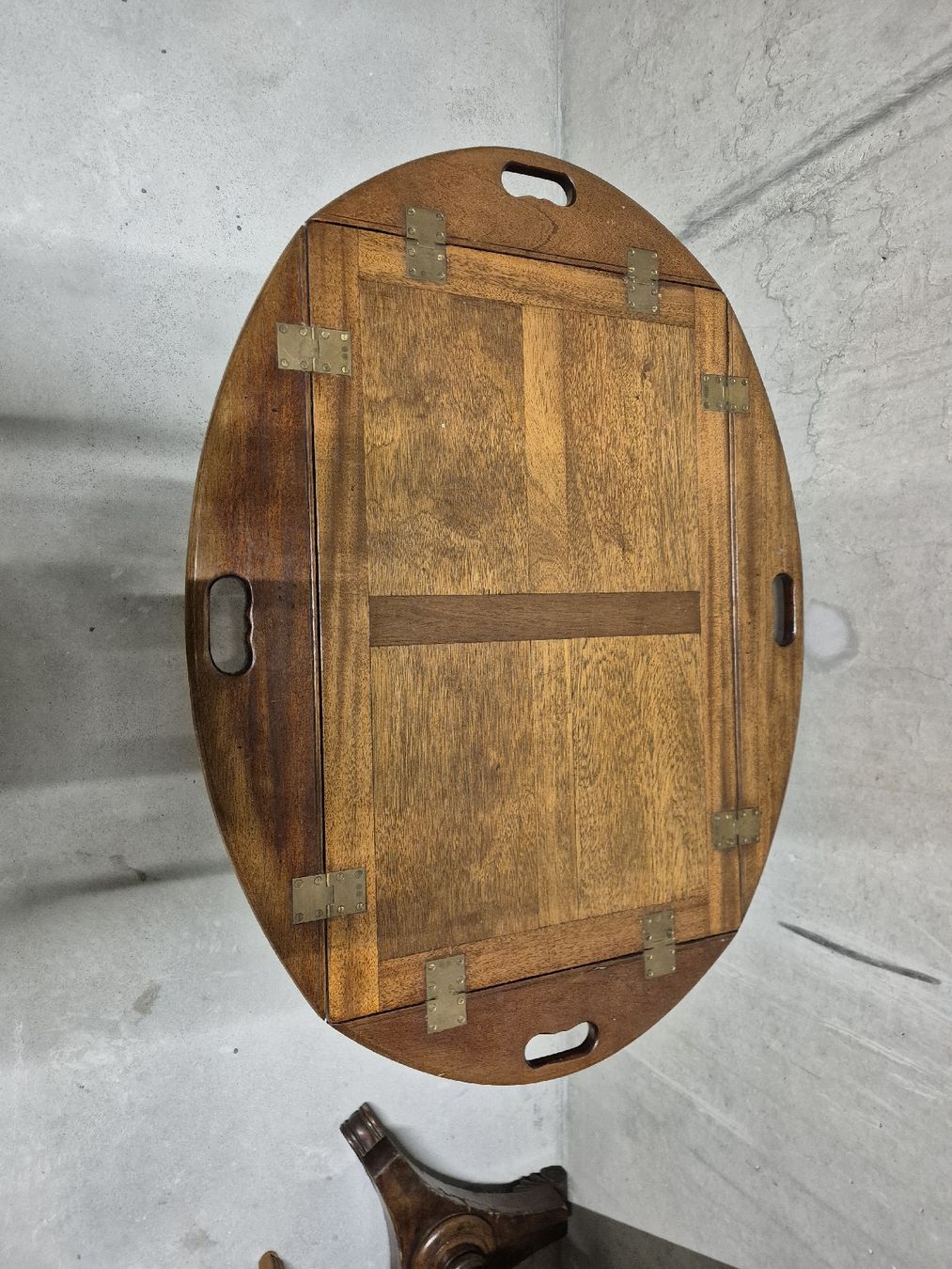 Tische: Butler Table Holz mit abnehmbarem Tablett – Gebraucht aus Corsier-sur-Vevey von K-V-T 3