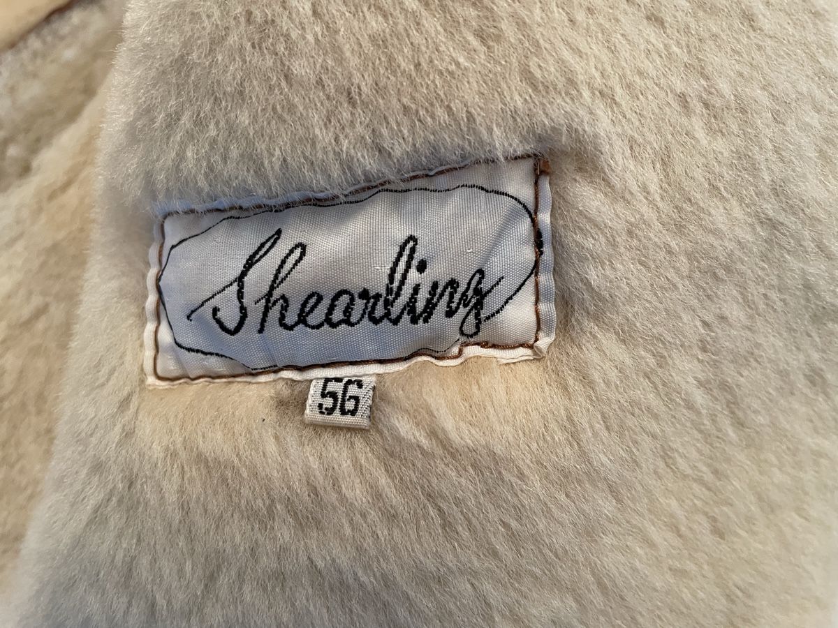 Cappotti: Wunderschöner Shearling Mantel  – Usato da Basel venduto da Garfield038 9