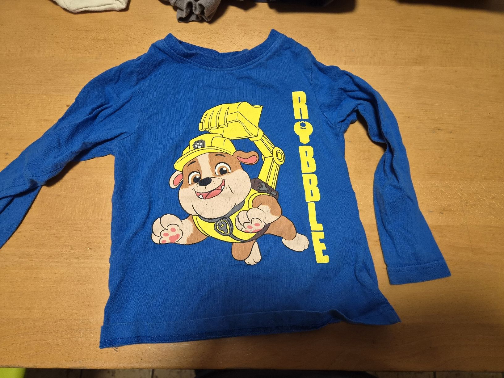 Kleiderpakete & -sets: 5 paw patrol Pullover Gr.104 – Gebraucht aus Ebnet von korsi 4