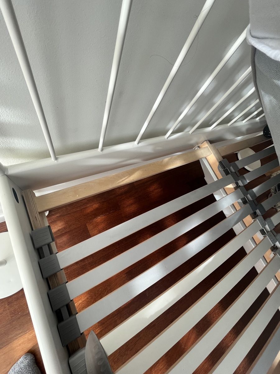 Ikea Letti: Ikea Bettgestell 140x200cm mit Lattenrost – Usato da Zollikerberg venduto da hei_cmm5 2