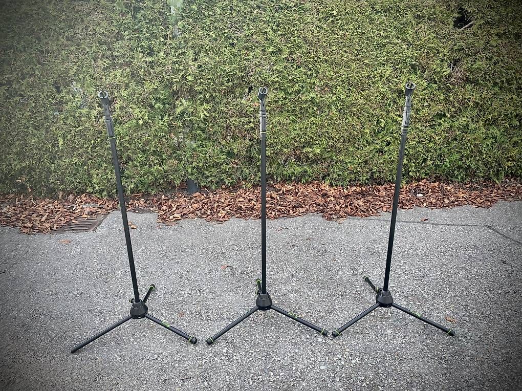 Supporti per strumenti musicali & leggii: Mikrofonstativ Set 3 Stück – Usato da Chur venduto da Tenorio
