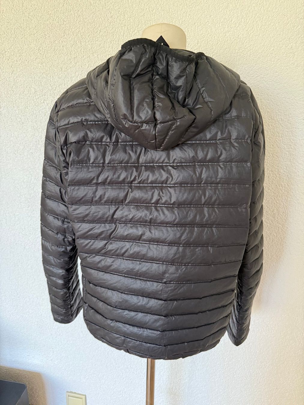 Adidas Jacken: Adidas Dauenjacke schwarz Gr. L – Neu (gemäss Beschreibung) aus Kirchdorf AG von coco123 4