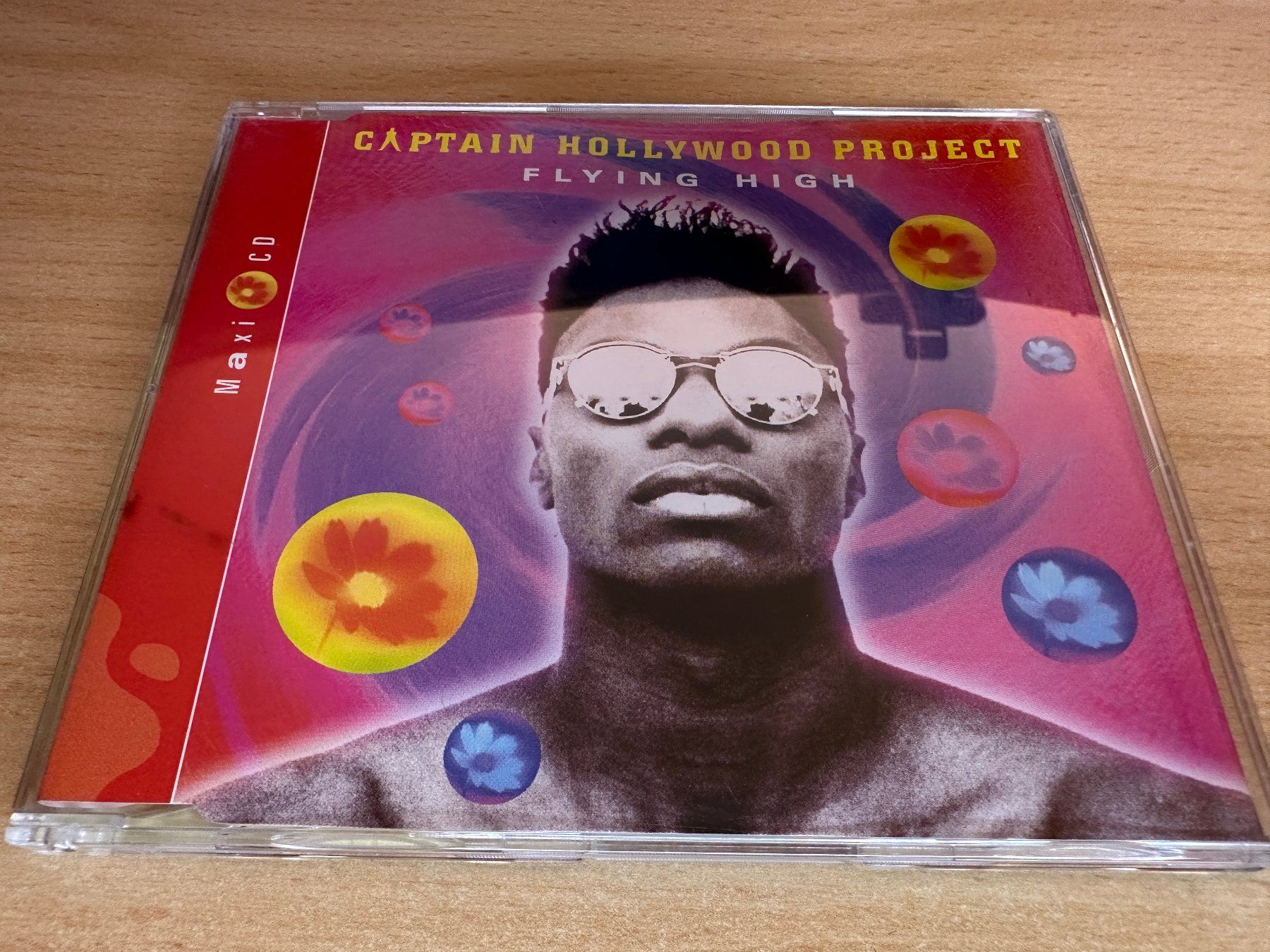 CD: Captain Hollywood Project – Flying High - Maxi  Single CD – Usato da Rikon im Tösstal venduto da Alpenmutz