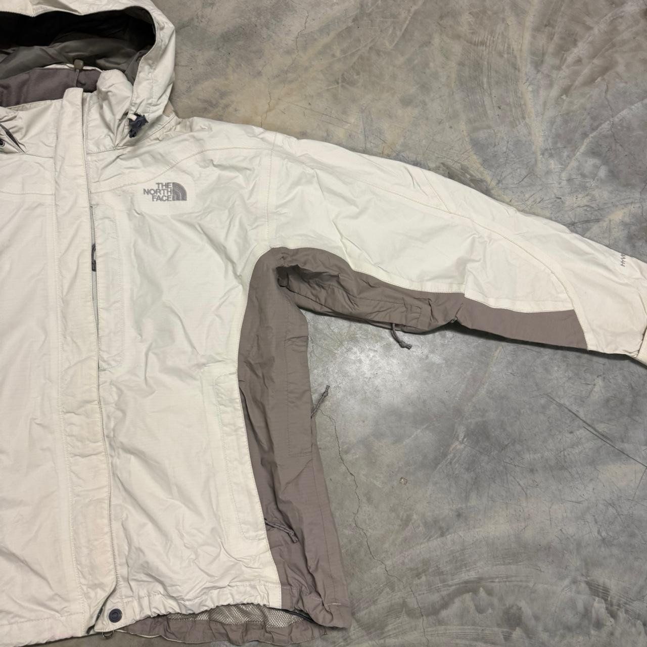 North Face Giacche: The North Face Men's White Jacket – Usato da Neftenbach venduto da sch_9zgv 1