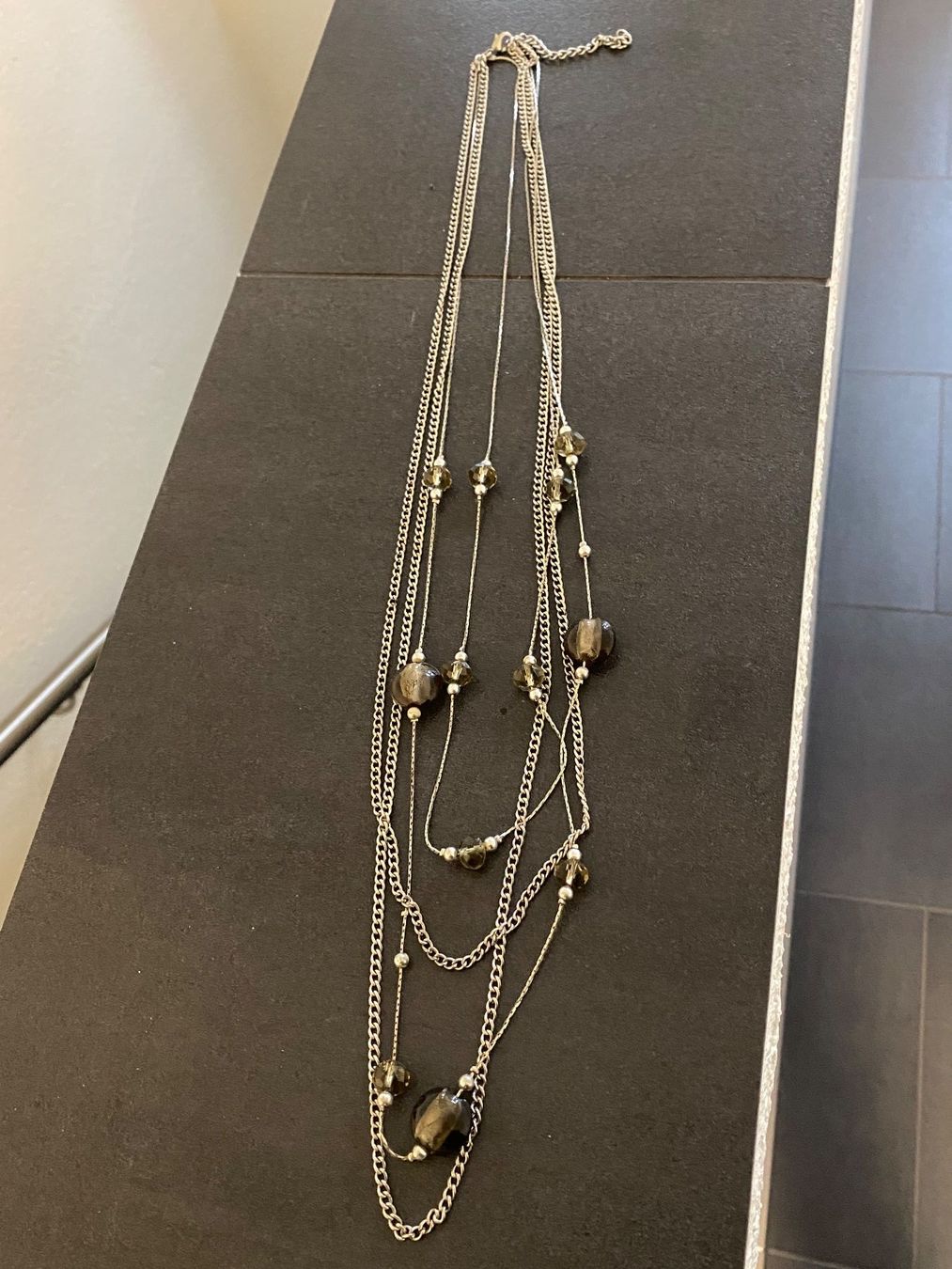 Ketten: Elegante Silberkette Mehrreihig mit Perlen – Gebraucht aus Ebikon von Radeon0 2