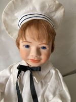 Hübscher Puppenjunge Künstlerpuppe Porzellan m.Stoffkörper