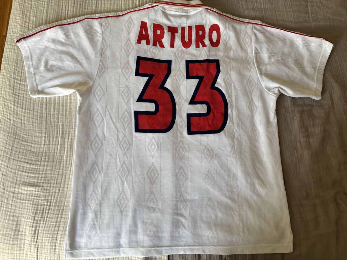Umbro Canottiere & Pantaloni: Sevilla n33 maillot – Usato da Le Grand-Saconnex venduto da focamix 3