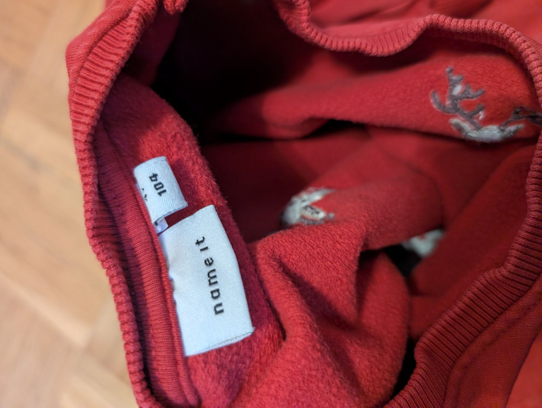 Name It Pullover & Sweatshirts: Weihnachts-Pulli Name it Gr. 104 – Gebraucht aus Guntalingen von Beni_001 2