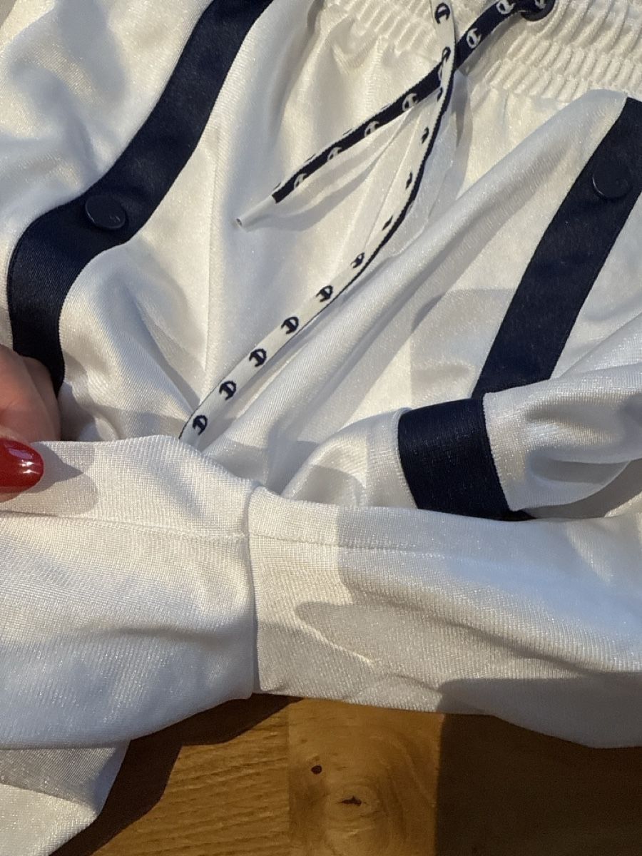 Champion Hosen: Trainerhose – Neu (gemäss Beschreibung) aus Kriens von g_b_mk7j 4