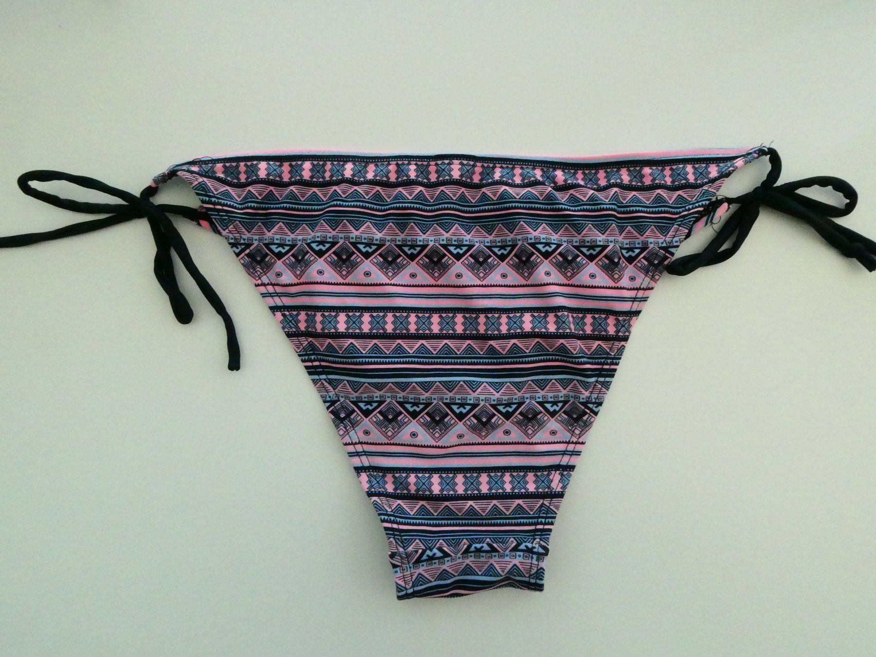 Costumi da bagno & Bikini: Bikini Unterteil gemustert, Grösse 36 – Usato da Zürich venduto da Jo-Ma 1