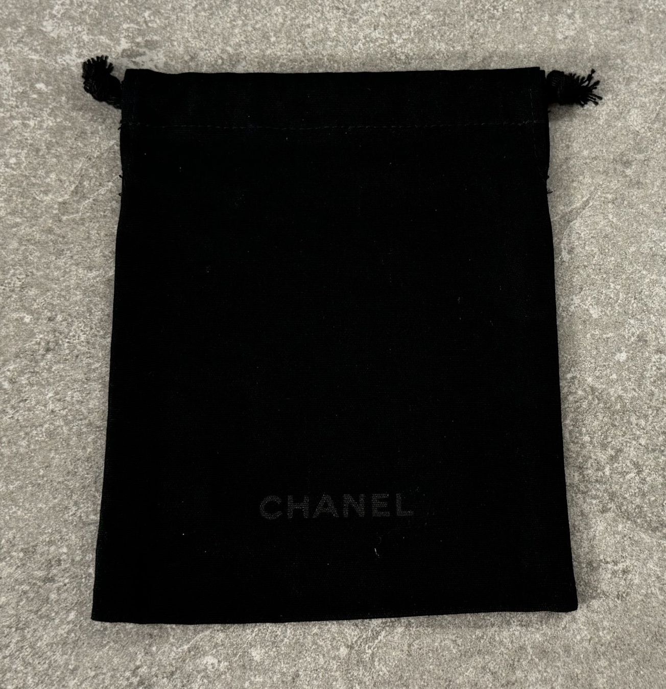 Chanel Taschen für Damen: CHANEL Säckli in BLACK ... – Neu und originalverpackt aus Chur von Lotti12
