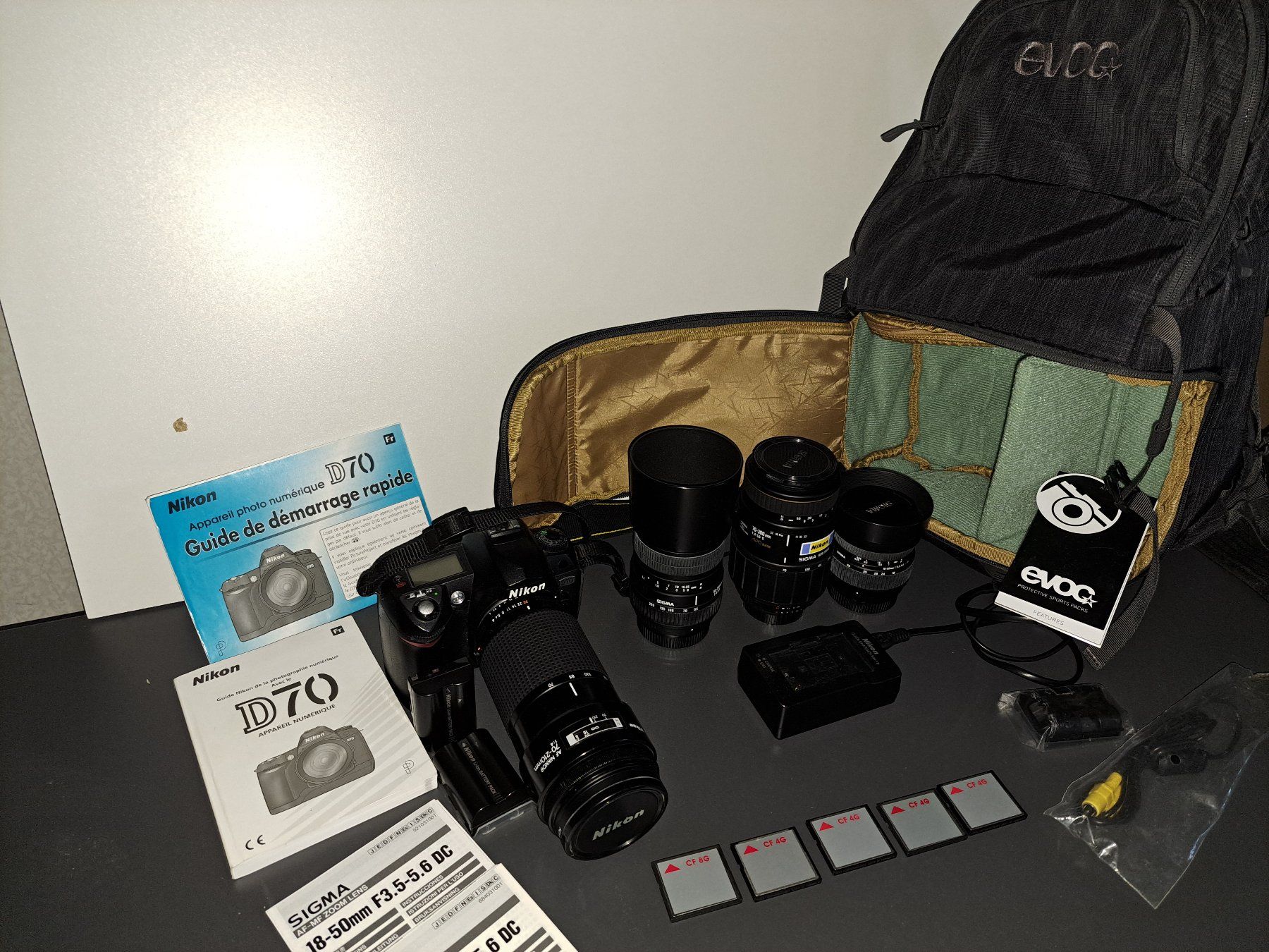 Nikon Fotocamera: Nikon D70 Reflex Kamera + 4 objectifs + sac à dos – Usato da Gimel venduto da YanR.