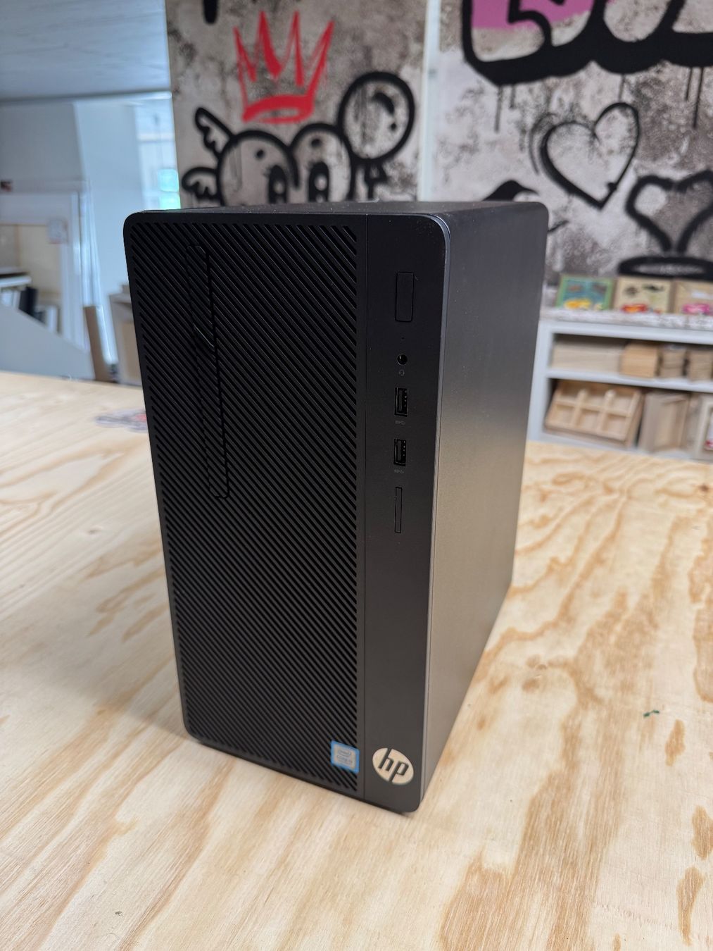Hewlett Packard PC: HP 290 G1 Microtower Business PC – Usato da Steinhausen venduto da Schuwies 1