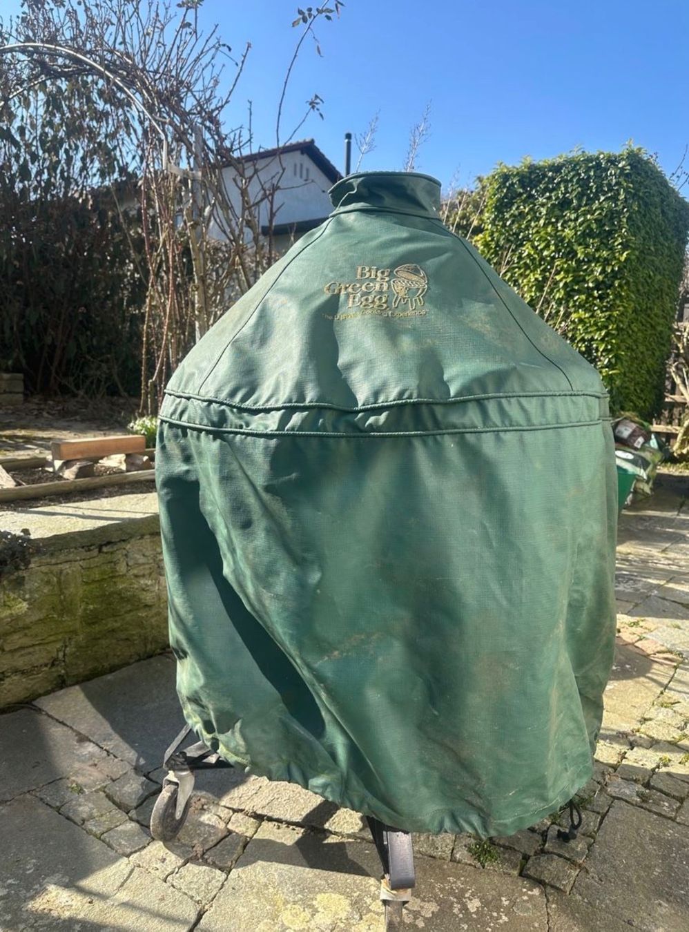 Big Green Egg Griglie: Big Green Egg medium Inkl. Zubehör & Abdeckung! – Usato da Aarau venduto da Logo-Aarau 3