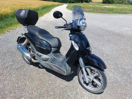 Aprilia Scarabeo 250 Light Roller Scooter ab 1 Fr.-