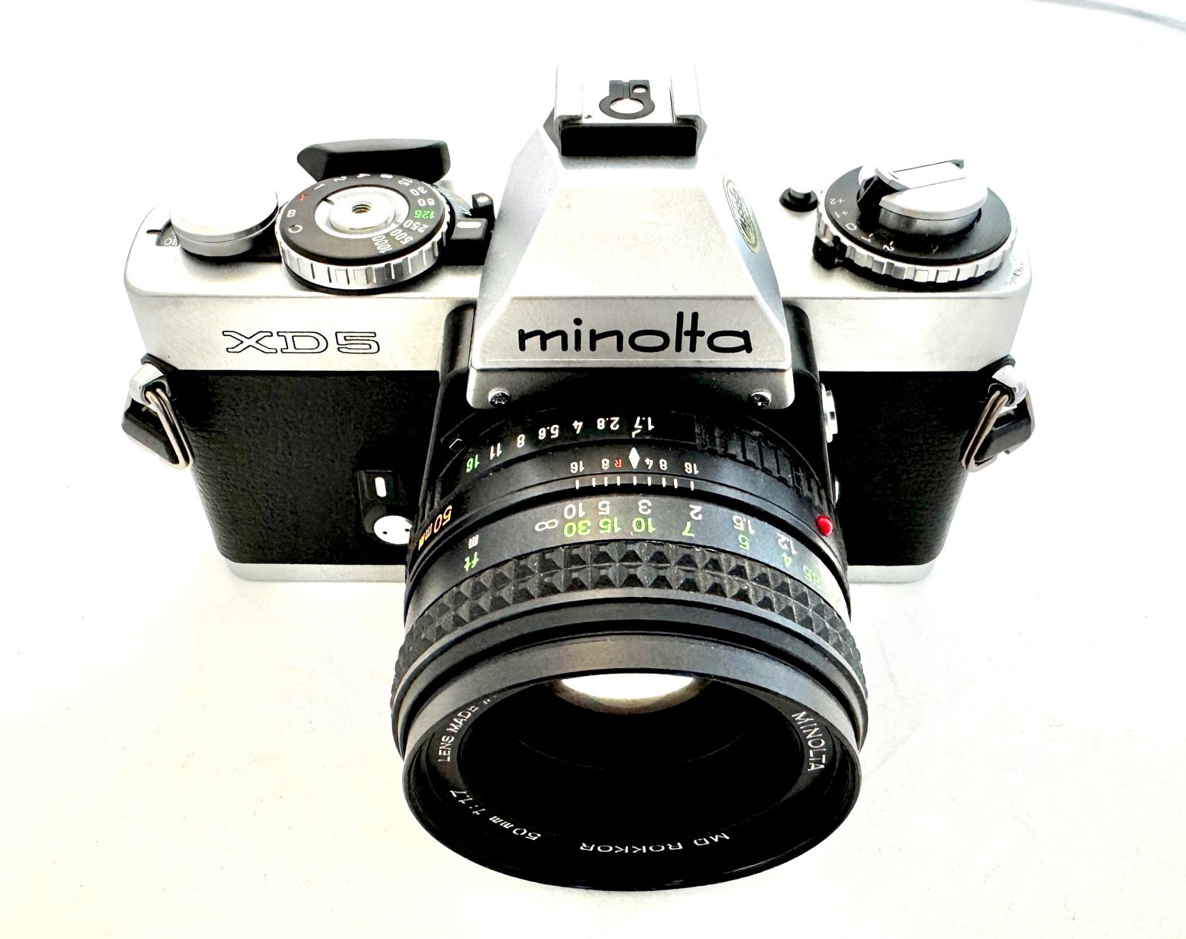 Minolta Fotocamera: MINOLTA XD5 / MD Rokkor 50mm 1:1.7 – Usato da Zürich venduto da Tapehead