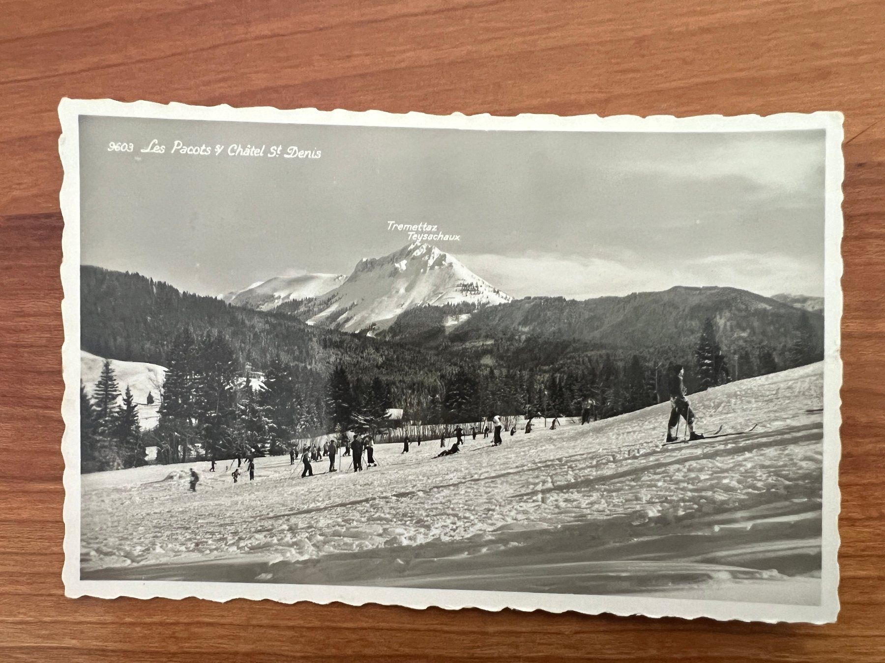 Cartoline postali: AK  1948 Chatel St. Denise      (G2187) – Usato da Hinwil venduto da Sidi4