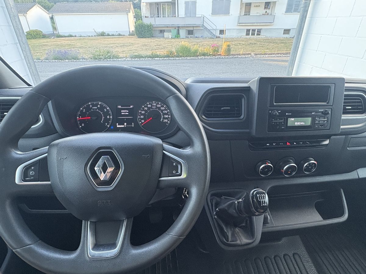 Renault Nutzfahrzeuge: RENAULT Master T35 ENERGY 2.3dCi 150 – Gebraucht aus Roggwil BE von gus_pf8l 8