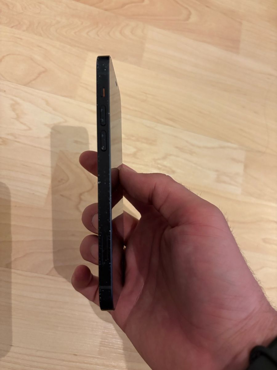 Apple Portables: Iphone 12 128Gb Apple – D'occasion à Mägenwil par Jan.k02 2