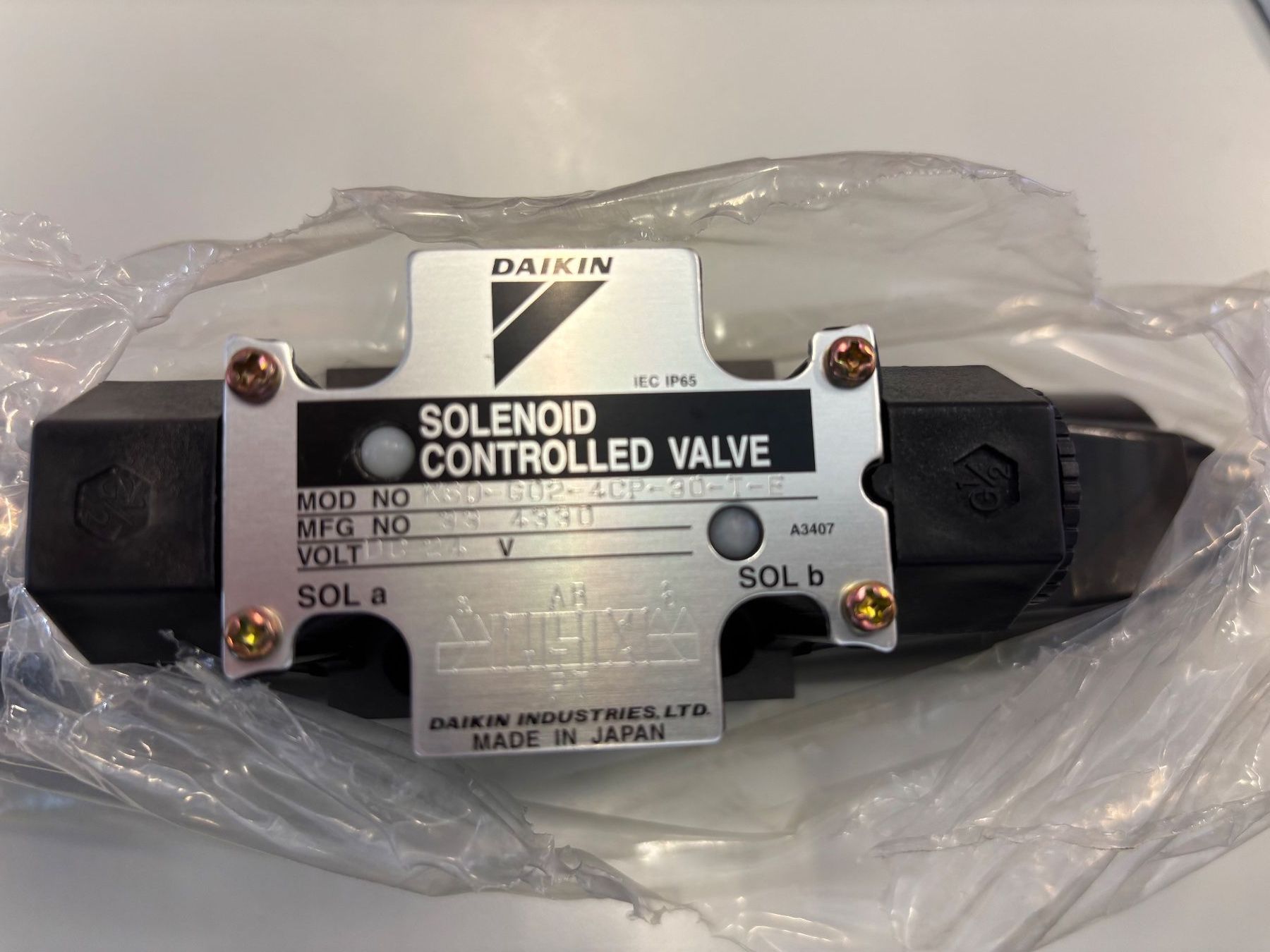 Alle Werkzeuge: DAIKIN KS0-G02-4CP-30-T-E SOLEONID VALVE – Neu und originalverpackt aus Selzach von cnc_mechaniker