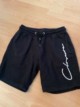 Short Closure London noir, taille S - Parfait pour l'été!