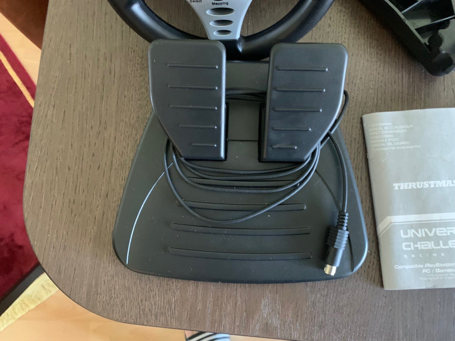 Systèmes de contrôle: Thrustmaster Universal Challenge Lenkrad mit Pedalset – D'occasion à Emmen par newdeal1970 3
