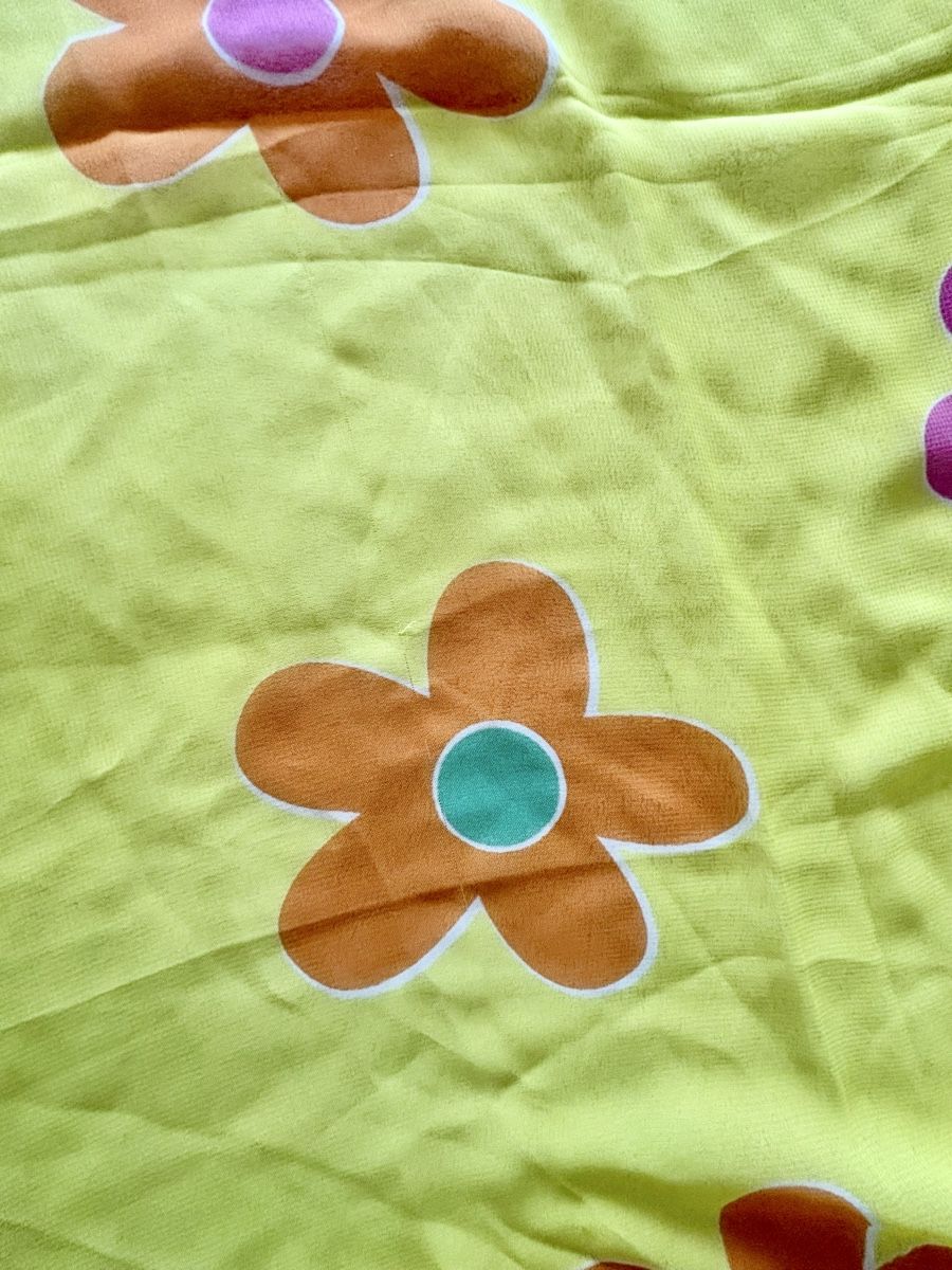 Foulard & Sciarpe: 2 sommerliche Tücher mit Blumenmuster, leicht & luftig – Usato da Affoltern am Albis venduto da mwittenwiller 6
