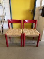 2 Stühle rot mit Schnursitz Design guter Zustand