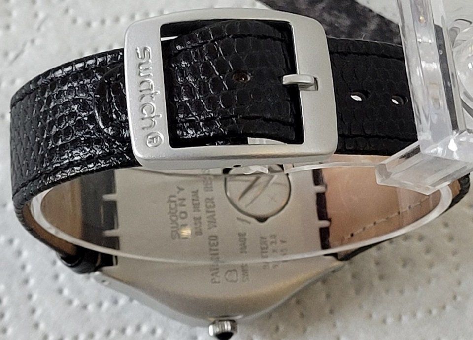 Swatch Montres: SWATCH-UHR SWISS MADE – D'occasion à Pratteln par Bmw0107 3