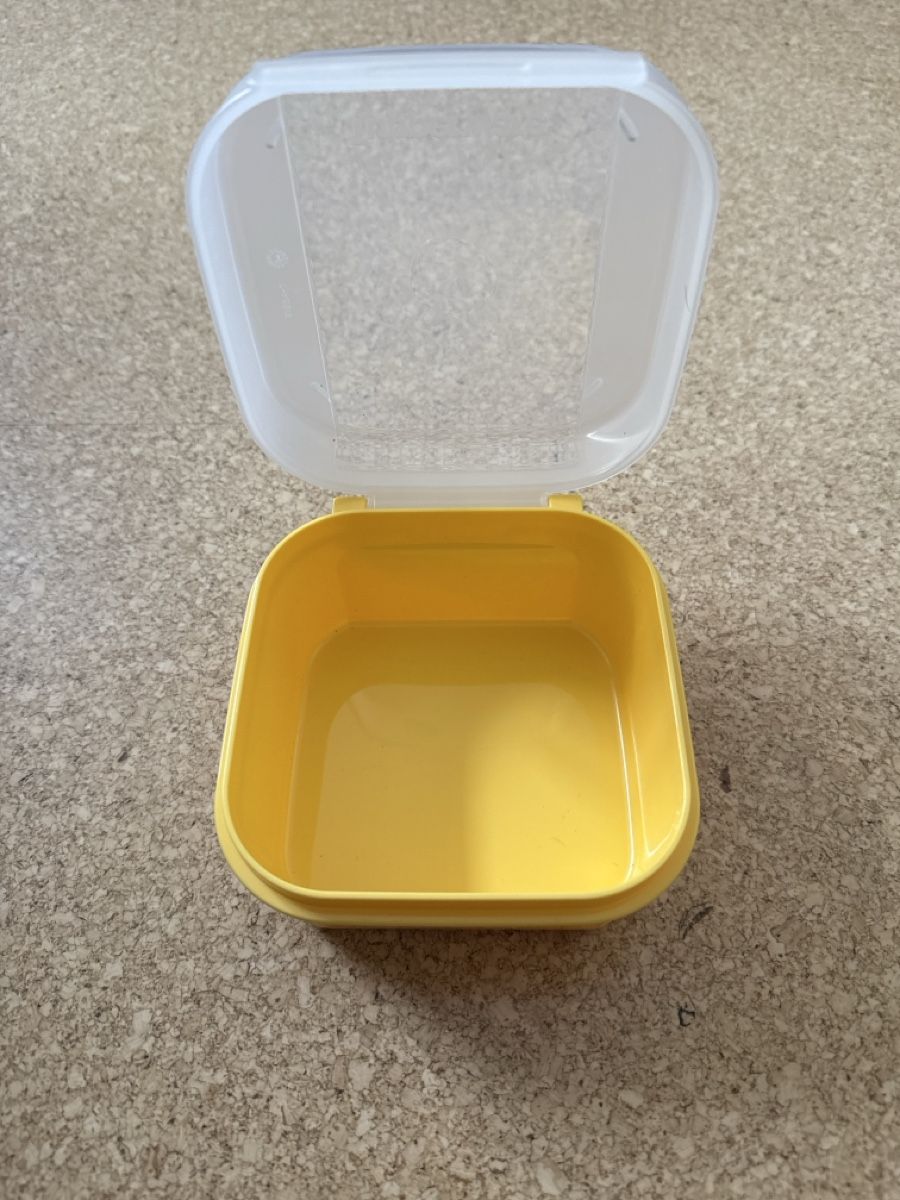 Tupperware Contenitori & Simili: Tupperware Dose, gelb, 450ml – Usato da Schiers venduto da ganmor 3
