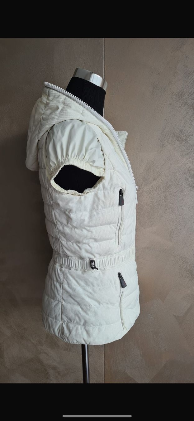 Moncler Gilets & Westen: Gilet von Moncler – Gebraucht aus Widnau von Sheleila 8