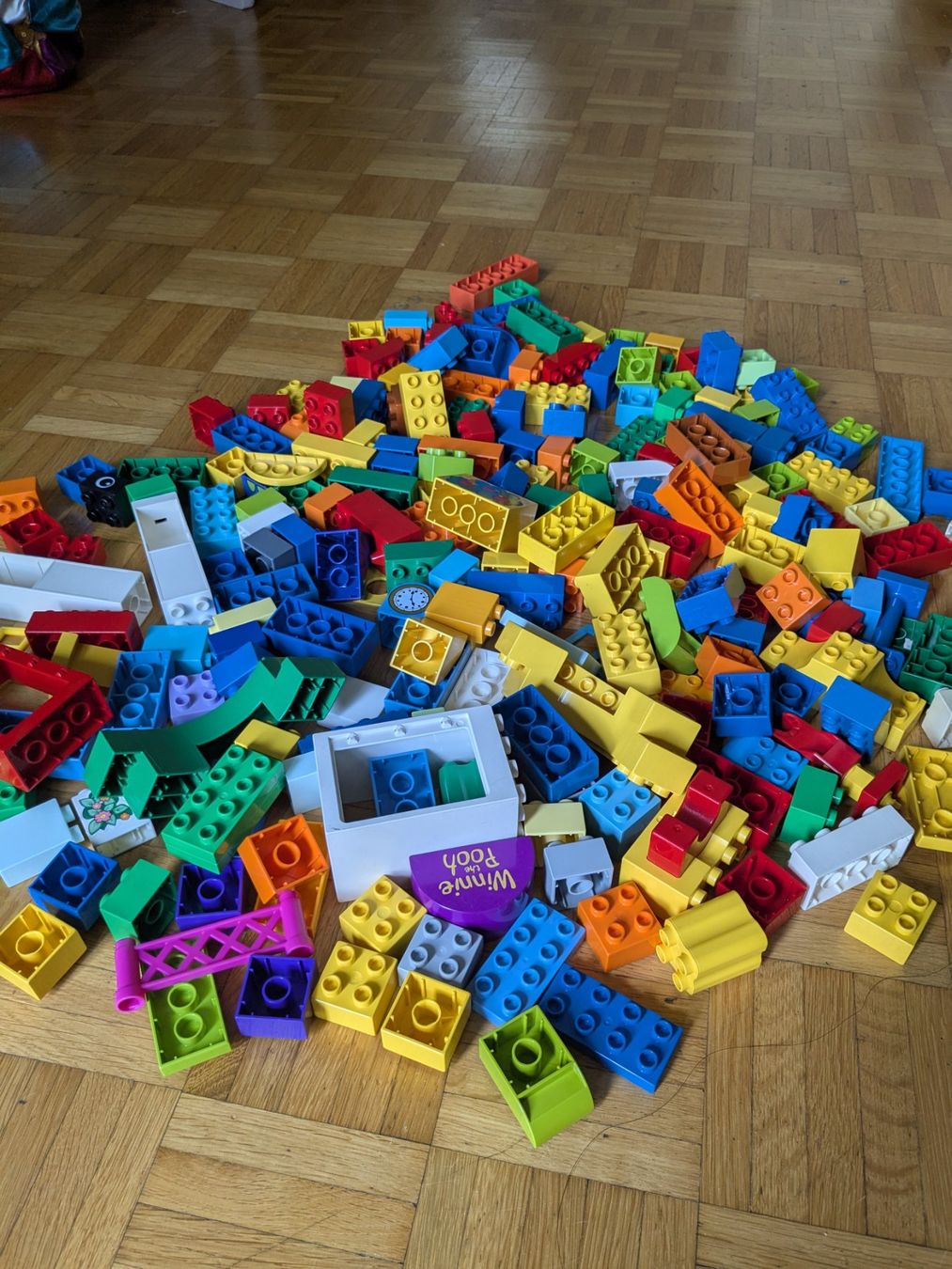 Lego Spielzeuge: Lego Duplo Mix ca. 2.5kg – Gebraucht aus Zürich von mikki.zh