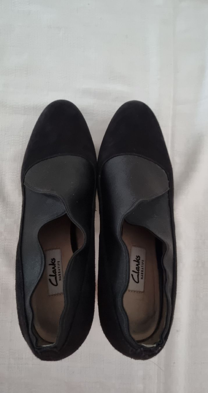 Clarks Damenschuhe: Schöne Pumps von der Marke Clarks Gr. 39 – Gebraucht aus Schneisingen von backstore24 1